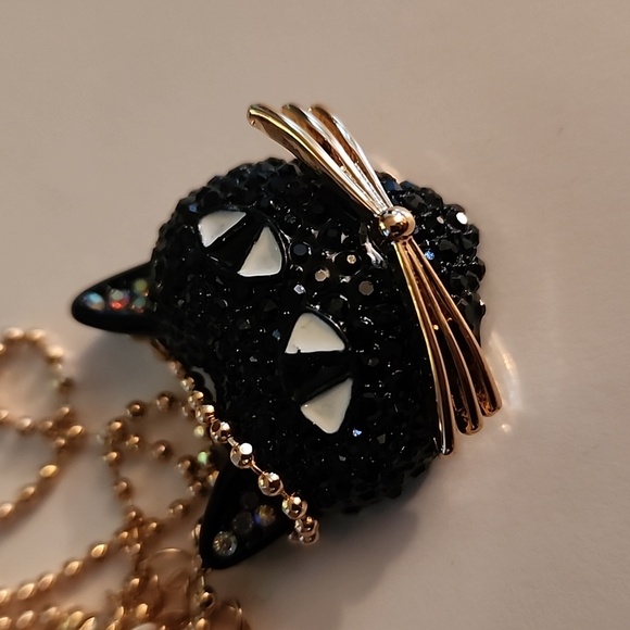 Betsy Johnson Black Cat Pavé Stone Gold tone ball chain necklace w lobster clasp - Picture 3 of 3